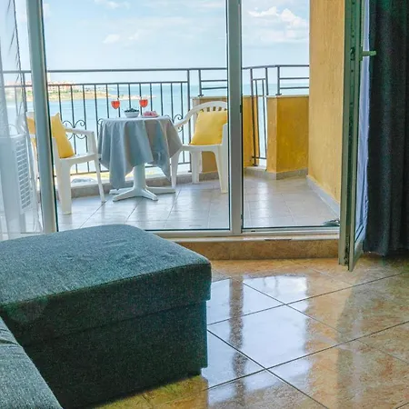 Apartament Midia * 아헬로이