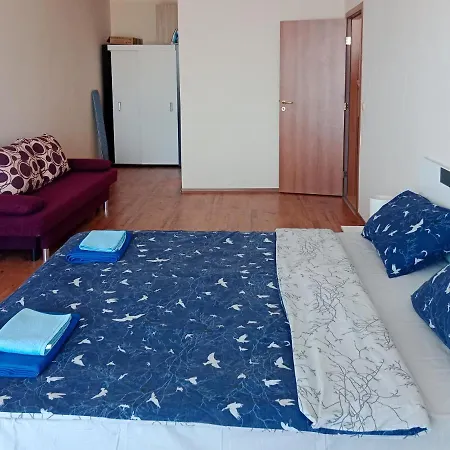 Apartament Midia 아파트 아헬로이